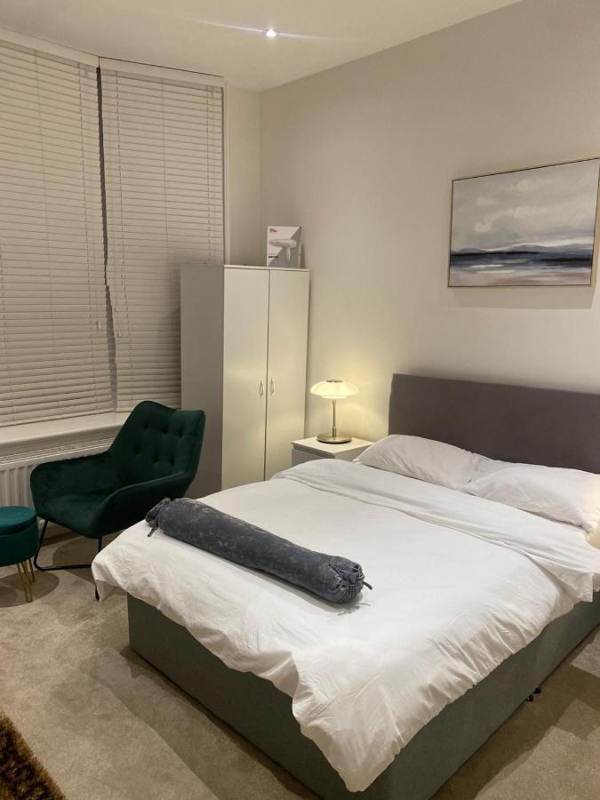 I&J Suites Londra Dış mekan fotoğraf