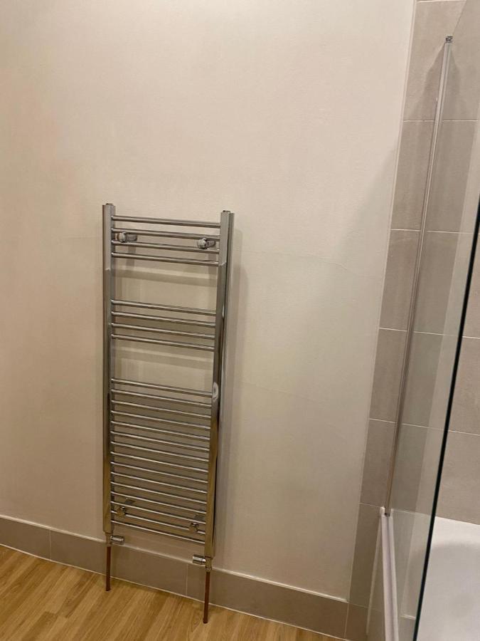 I&J Suites Londra Dış mekan fotoğraf