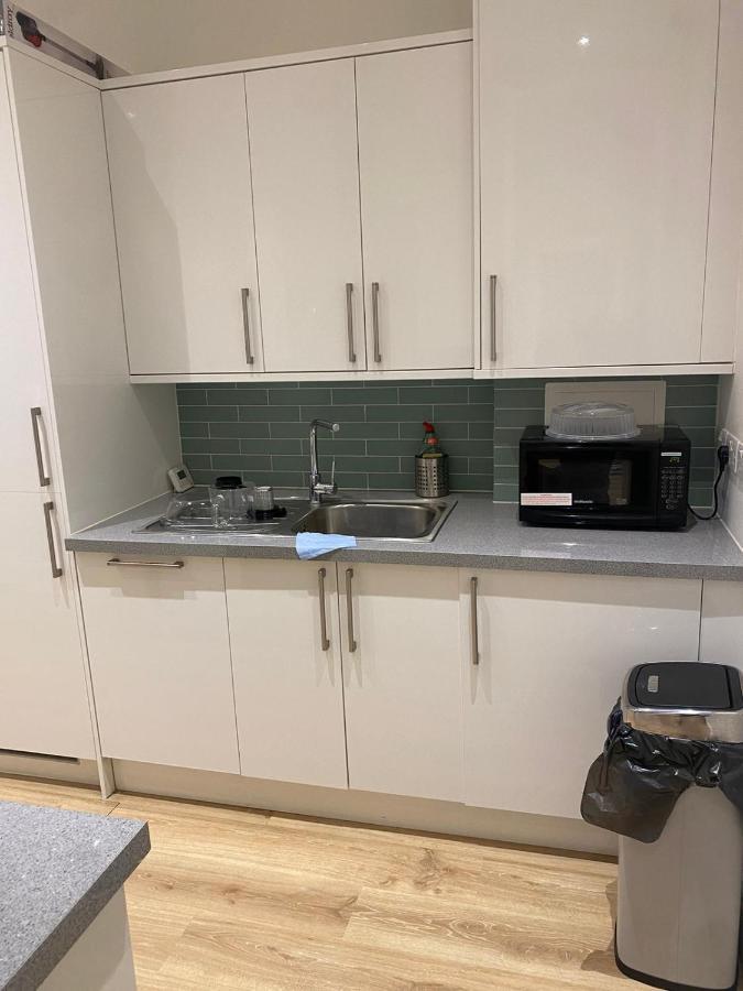 I&J Suites Londra Dış mekan fotoğraf